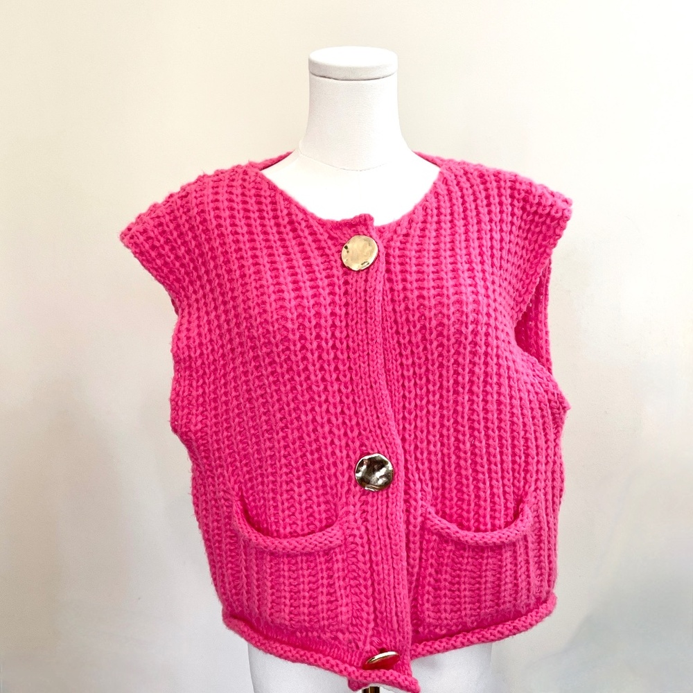 Vestique Chunky Knit Vest Large Cropped Cardigan Soft Girl Coquette Cottage